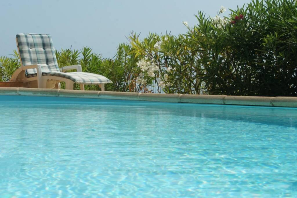 Villa Petale De Rose كافالير سور مير المظهر الخارجي الصورة